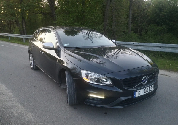 Volvo V60 cena 49500 przebieg: 254000, rok produkcji 2013 z Radymno małe 191